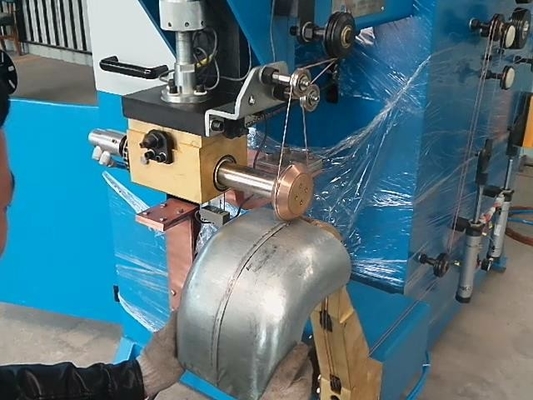 Ángulo de soldadura 45 de la máquina de la soldadura continua del conducto del equipo de la soldadura continua 50KVA 90 15 60