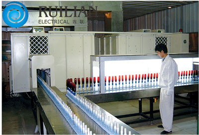 Cadena de producción de rociadura de la capa cosmética de la botella 8KW